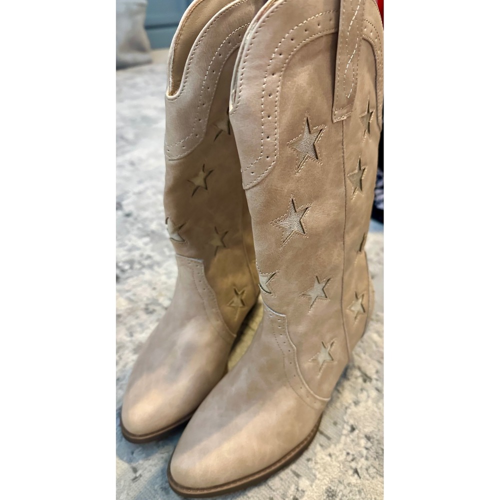 Sugar Sugar Tammy Star Cowboy Boots Tan Suede Western Booties Size‎ 6.5 Medium